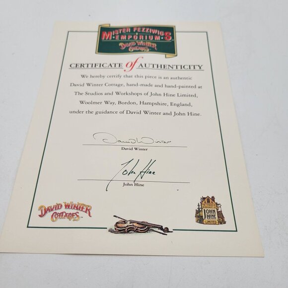 Vintage 1990 David Winter MISTER FEZZIWIGS EMPORIUM Village Cottage w BOX & COA - Picture 10 of 15